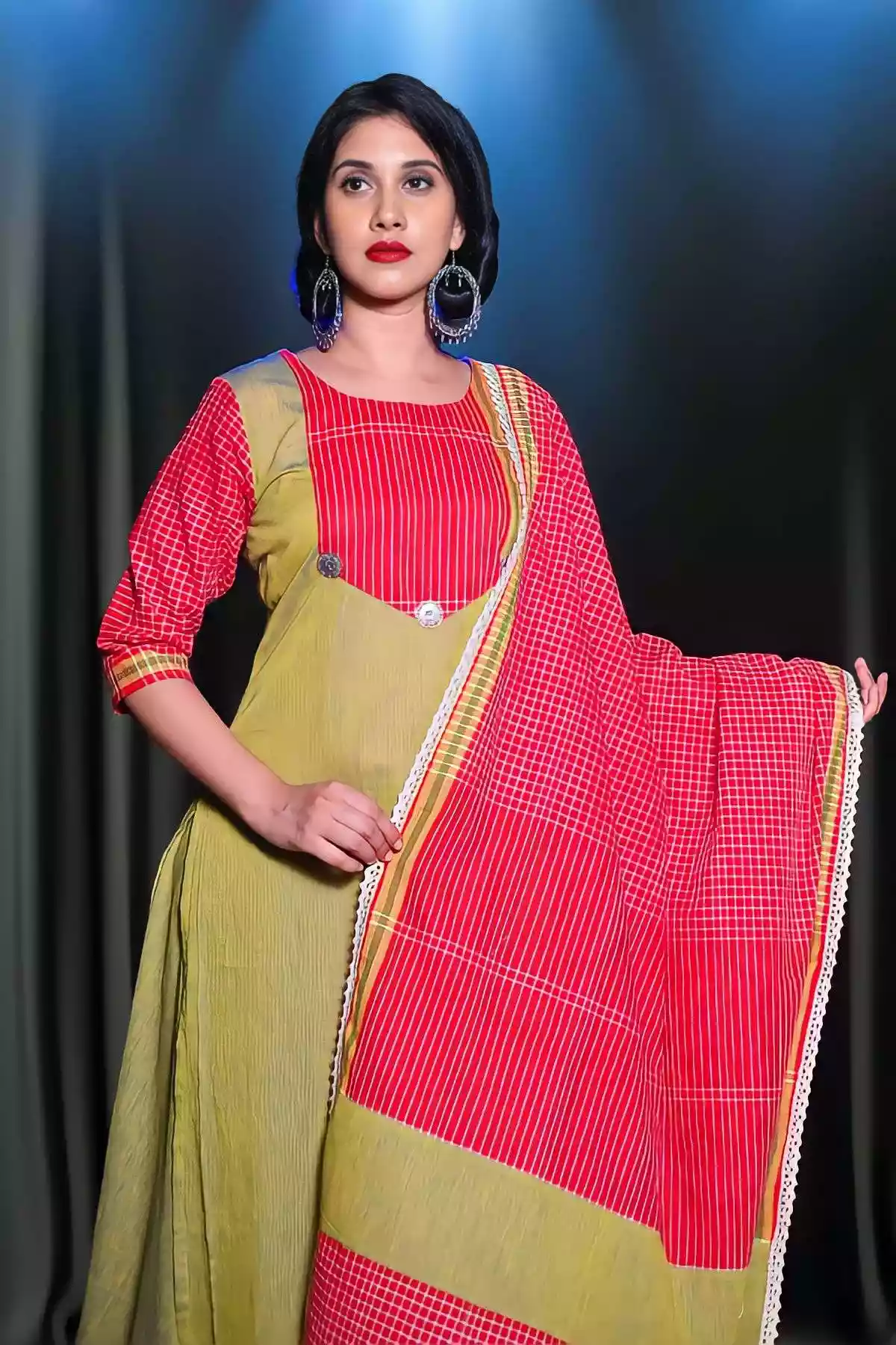 Tripti-Women-Khadi-Olive-Green-Skirt-Kurti-Set-sonajuri-artS (1)